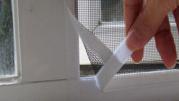 москитная сетка на липучках для пластиковых окон